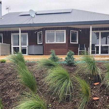 Pukeko Lodge Bnb New Plymouth Exteriör bild